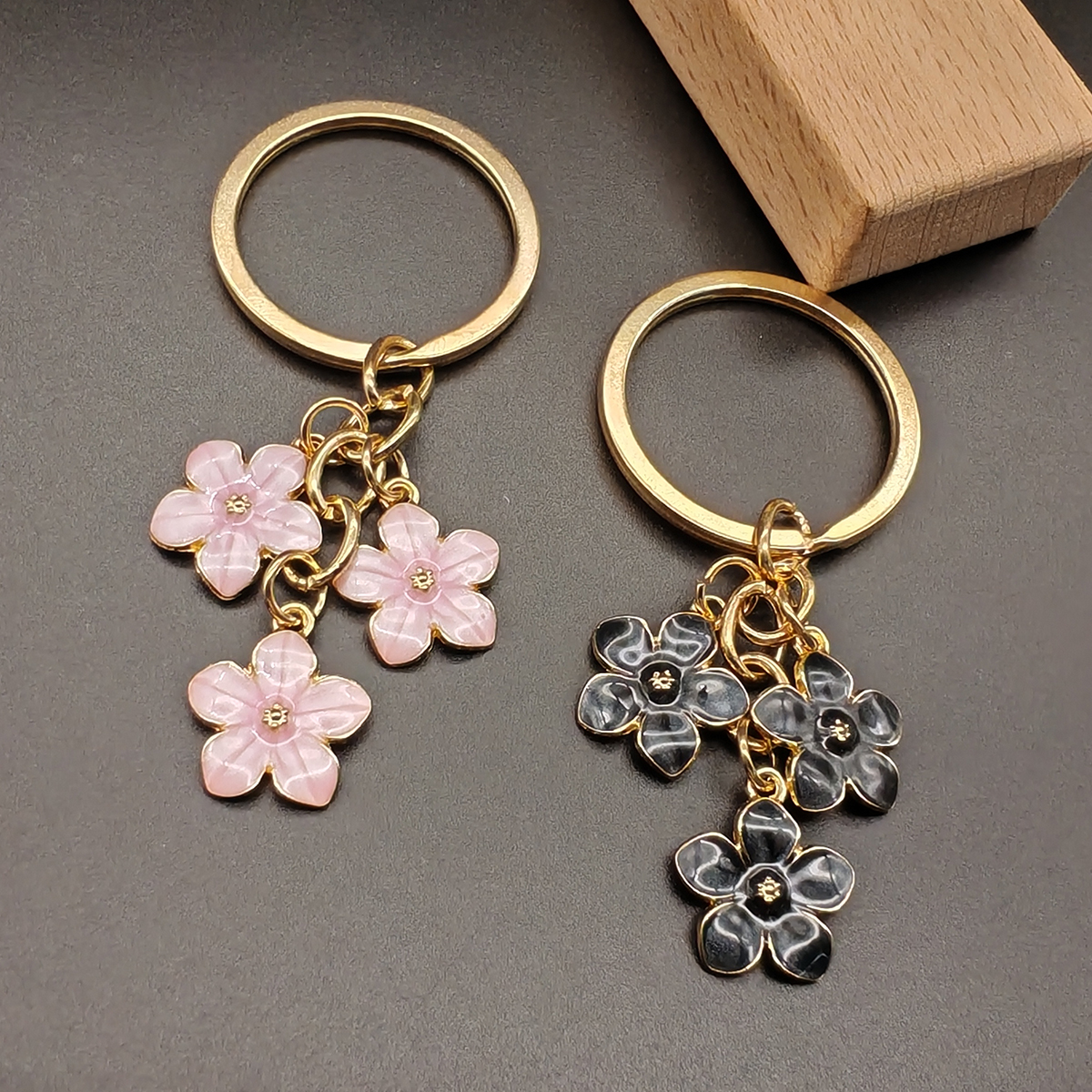 Flowers Keychains for Women Girls thumbnail 7