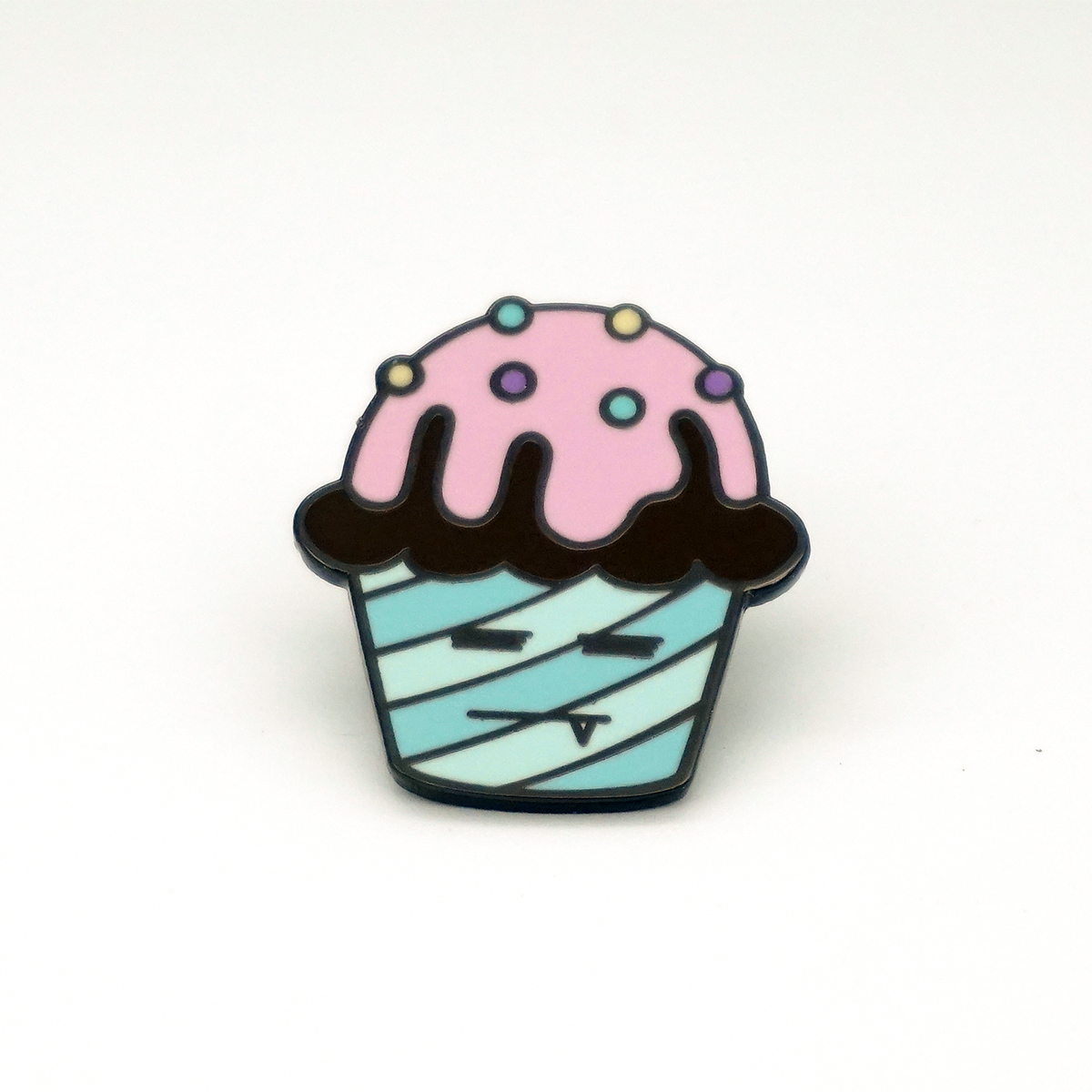 Cup Cake Pin