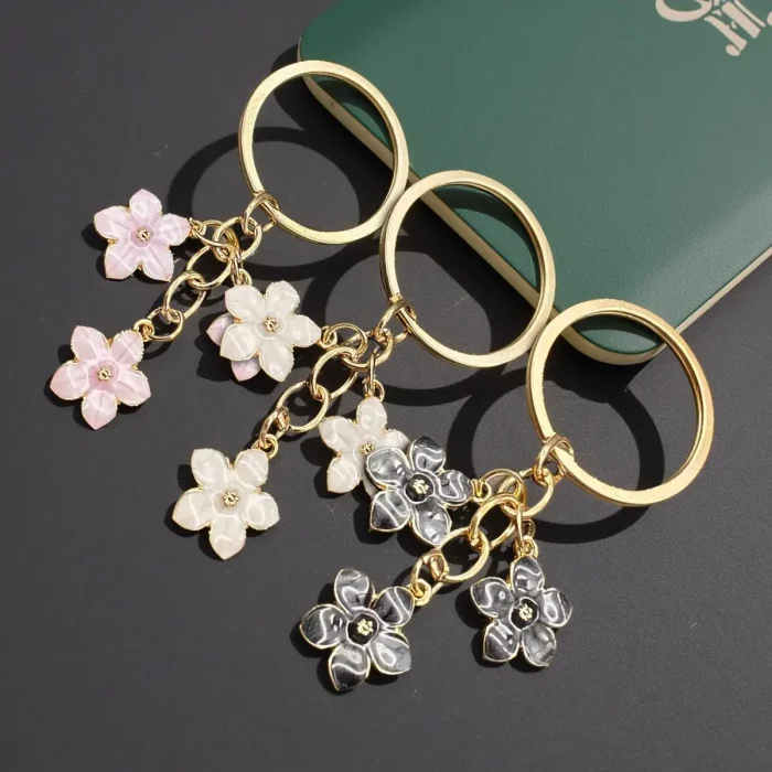 Flowers Keychains for Women Girls, Flowers Charms Enameled Keychain Keyring Gifts Purse Bag Accessories Bulk Flower Keychain, Cute Key Chains, Key Chain Charm, Keychain Accessories for Women Gifts Purse Bag Accessories