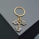 Flowers Keychains for Women Girls, Flowers Charms Enameled Keychain Keyring Gifts Purse Bag Accessories Bulk Flower Keychain, Cute Key Chains, Key Chain Charm, Keychain Accessories for Women Gifts Purse Bag Accessories