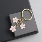 Flowers Keychains for Women Girls, Flowers Charms Enameled Keychain Keyring Gifts Purse Bag Accessories Bulk Flower Keychain, Cute Key Chains, Key Chain Charm, Keychain Accessories for Women Gifts Purse Bag Accessories