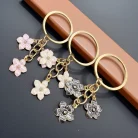 Flowers Keychains for Women Girls, Flowers Charms Enameled Keychain Keyring Gifts Purse Bag Accessories Bulk Flower Keychain, Cute Key Chains, Key Chain Charm, Keychain Accessories for Women Gifts Purse Bag Accessories
