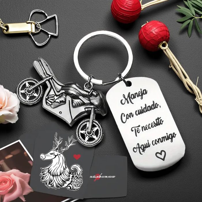 maneja con cuidado te necesito aqui conmigo keychains