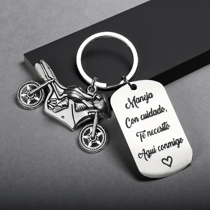 maneja con cuidado te necesito aqui conmigo keychains